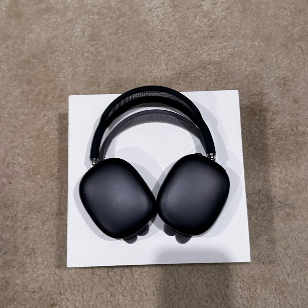 Apple AirPods Max